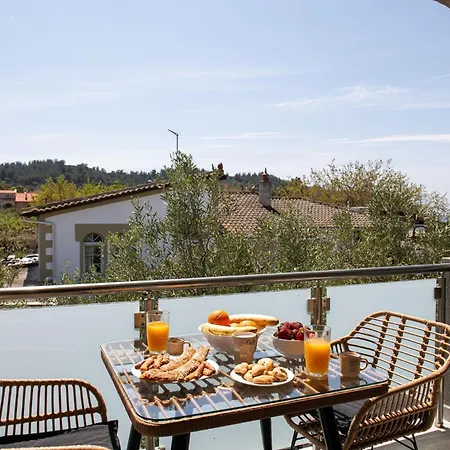 بيت ضيافة Olivento Front بوتوس