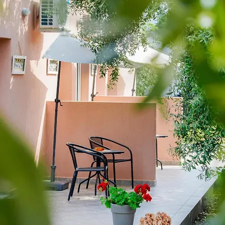 Olivento Beach Front Suites Guest house Potos