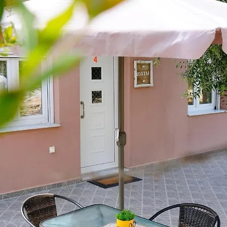 Olivento Beach Front Suites Guest house Potos