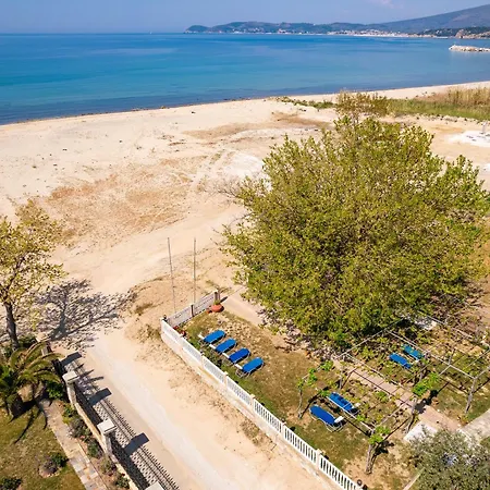 Olivento Beach Front Suites Potos