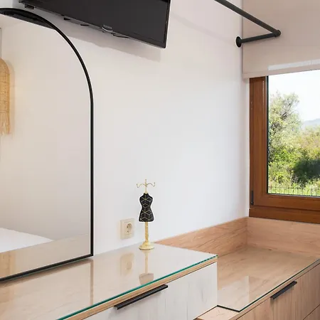 Olivento Beach Front Suites