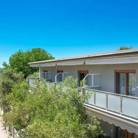 Olivento Front 波托什