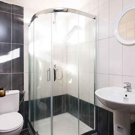 Olivento Beach Front Suites *