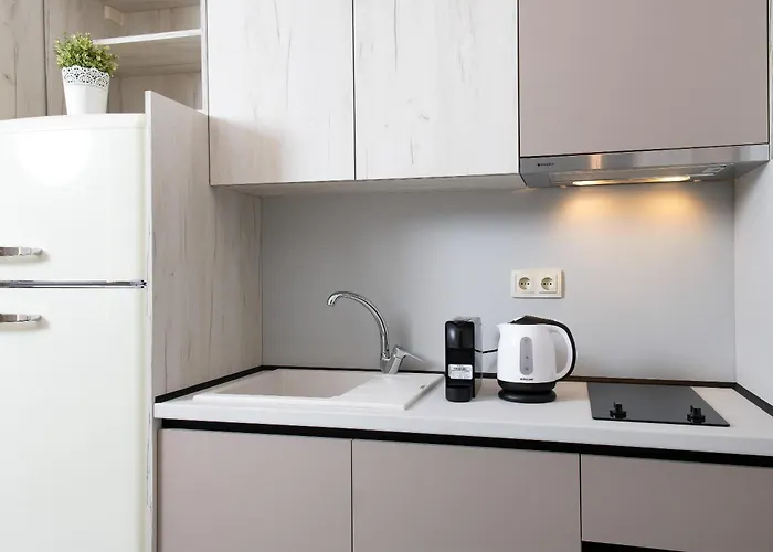 Olivento Front ゲストハウス ポトス